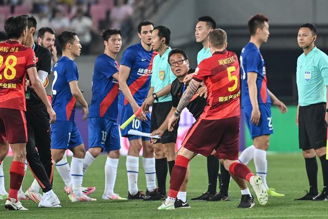 上半场回顾：拉莫斯补射国安暂1-0领先